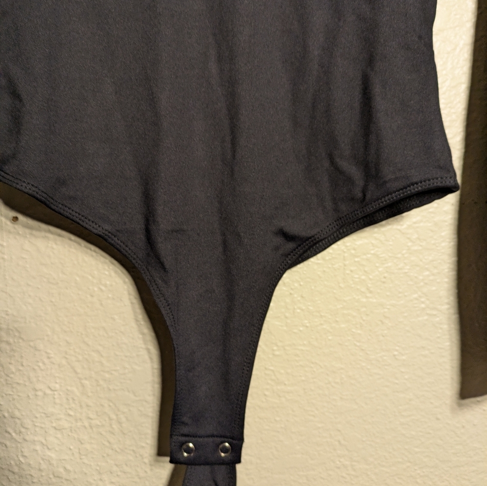 Forever 21 Charcoal Long Sleeve Bodysuit Size Small - Picture 3 of 7